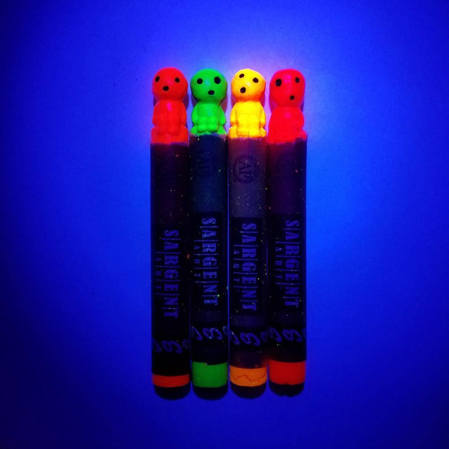 "Glo-dama" Green by Hoang Tran - Hero Complex Gallery